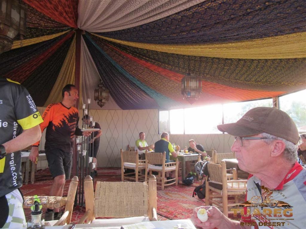 006---Día-27-Vuelta-a-la-Duna-de-Erg-Chebbi 006---Día-27-Vuelta-a-la-Duna-de-Erg-Chebbi