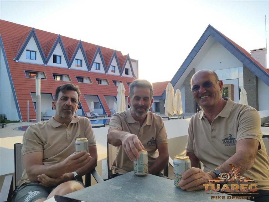 180---Día-23---Lago-de-Afnourir